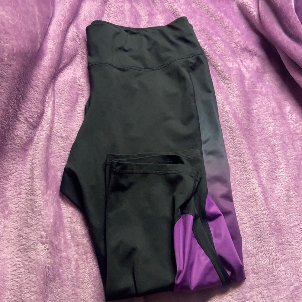 Ideology Capri Leggings